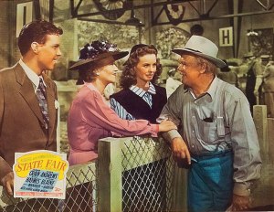 State-Fair-pig-lobby